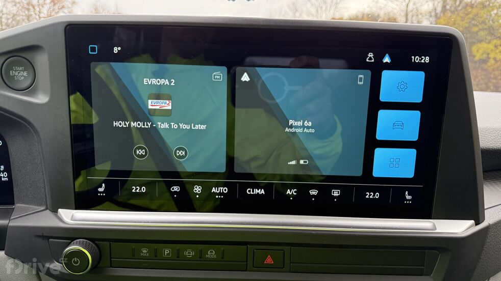 Volkswagen e-Caravelle (2024)