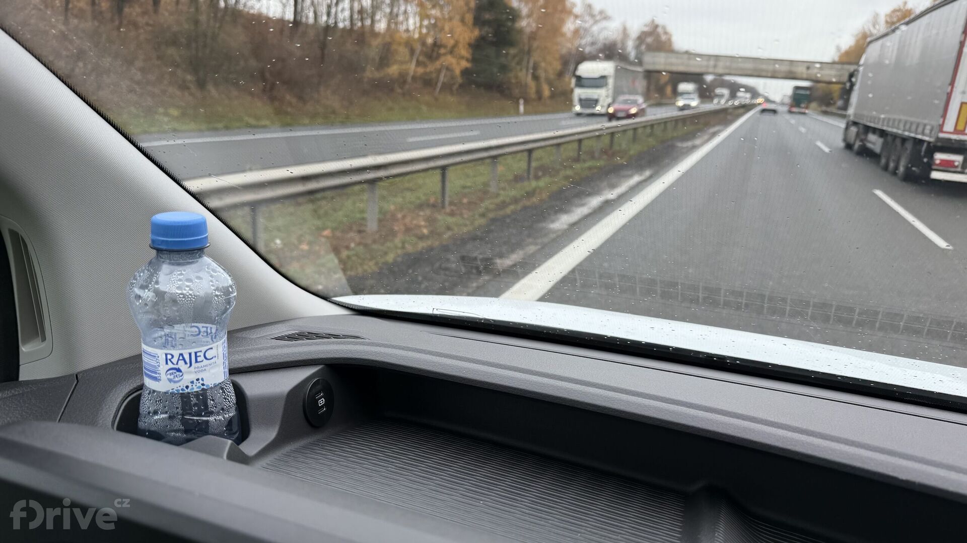 Volkswagen e-Caravelle (2024)