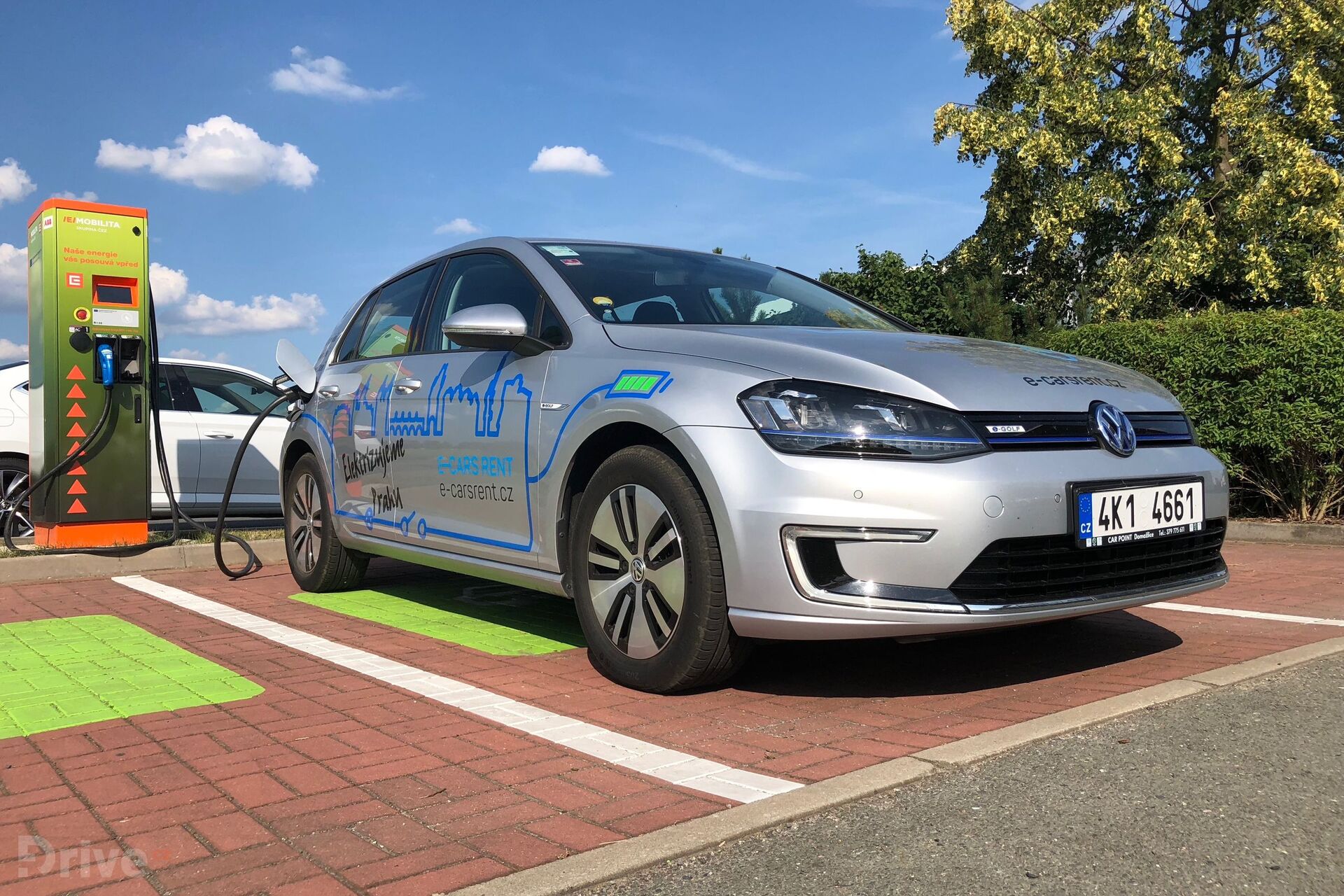 Volkswagen e-Golf (2015)