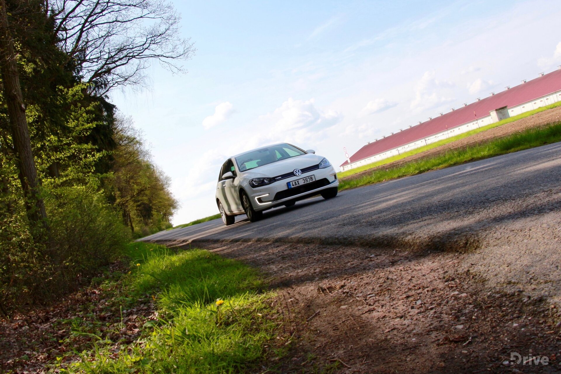 Volkswagen e-Golf (2015)