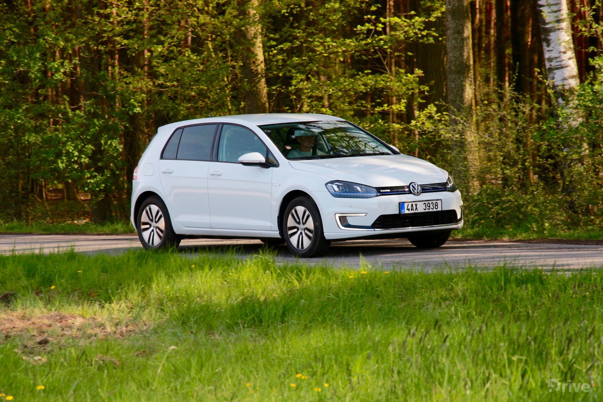 Volkswagen e-Golf (2015)