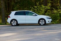 Volkswagen e-Golf (2015)