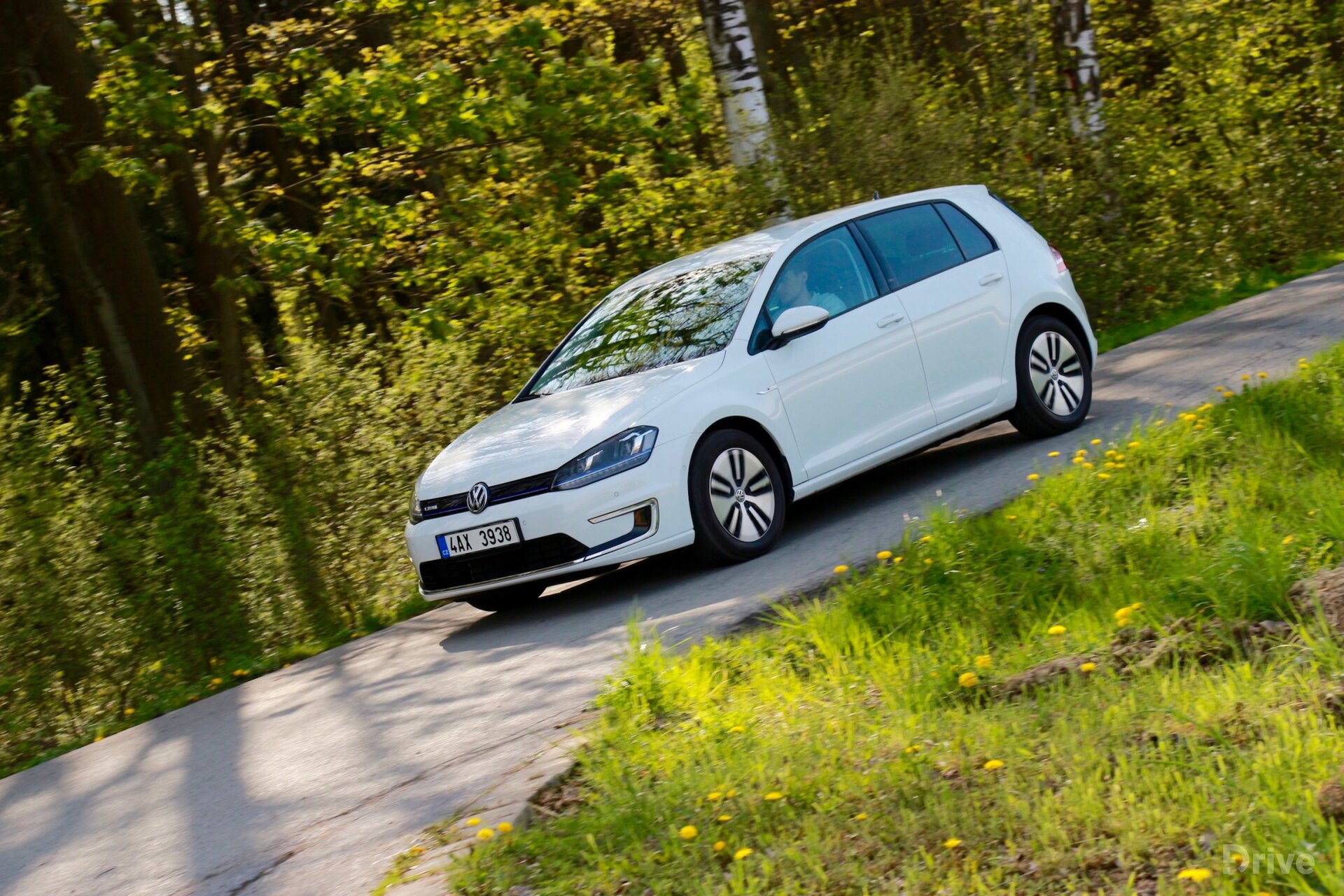 Volkswagen e-Golf (2015)