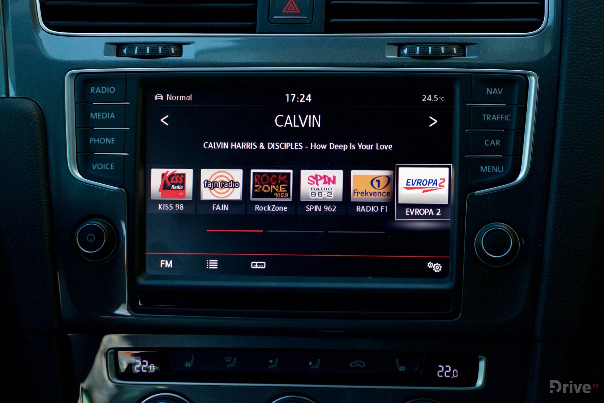 Volkswagen e-Golf (2015)