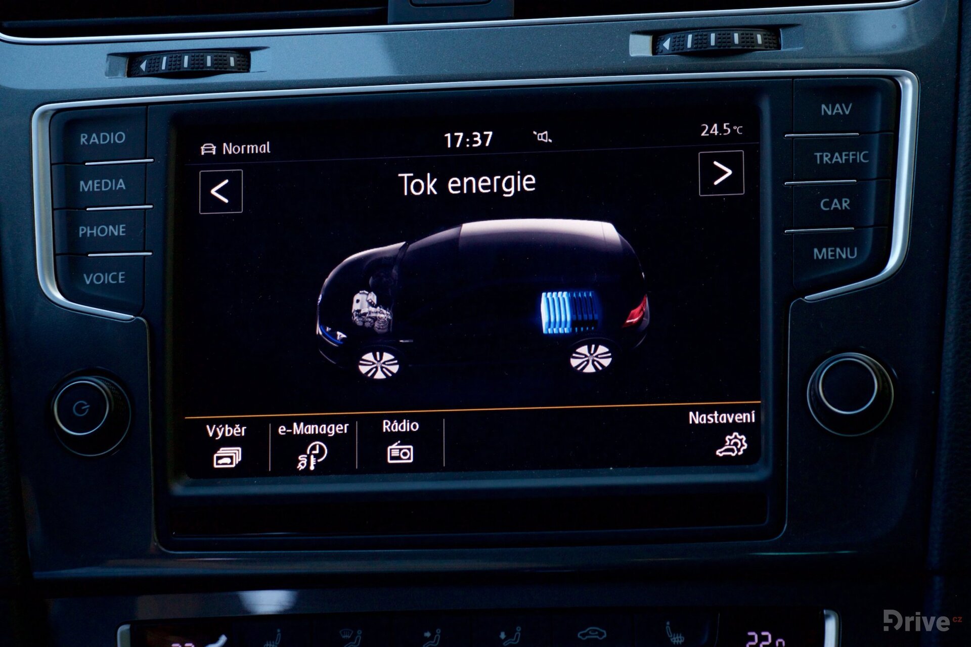 Volkswagen e-Golf (2015)