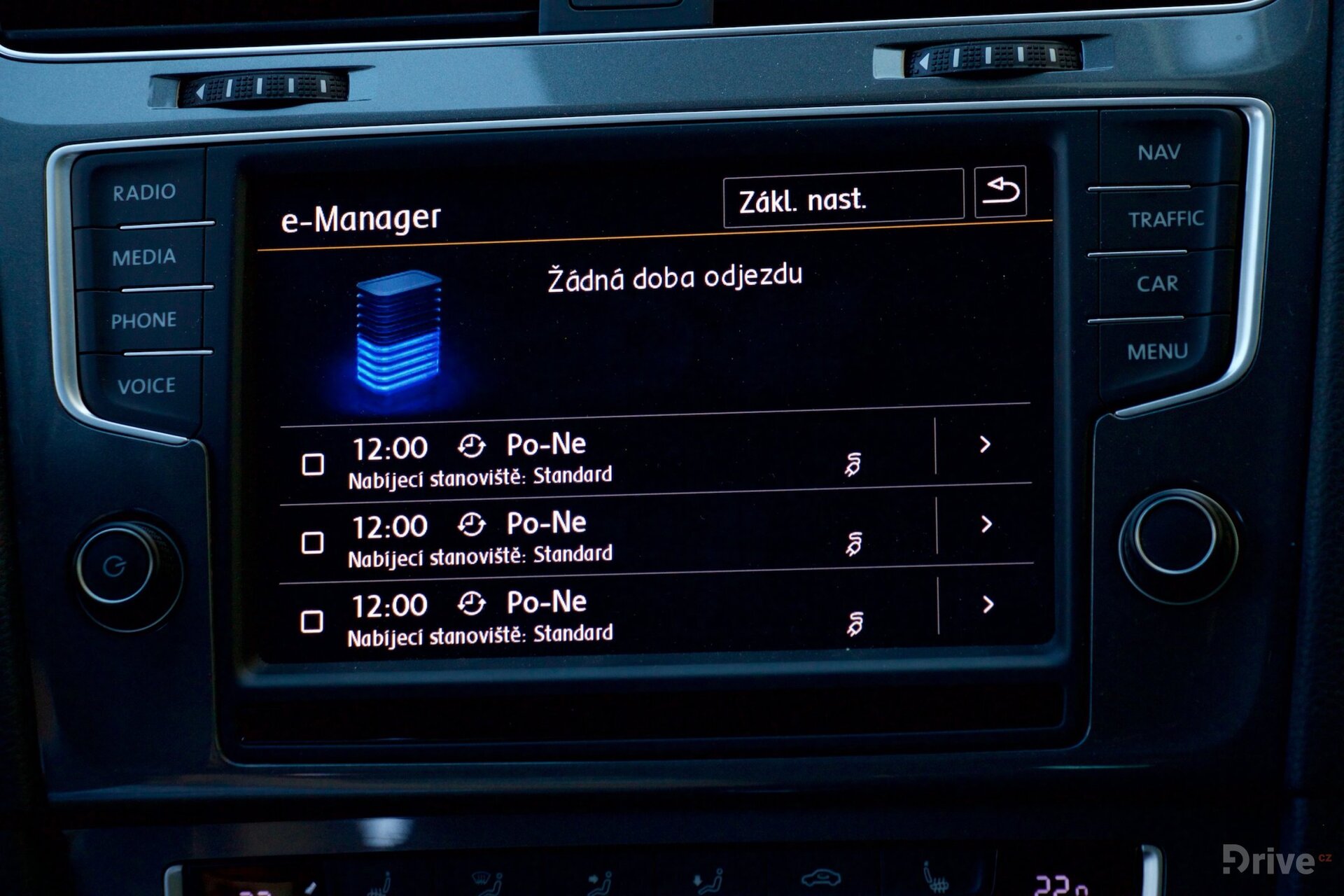 Volkswagen e-Golf (2015)