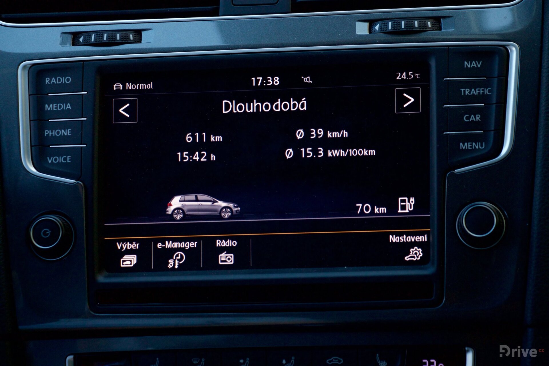 Volkswagen e-Golf (2015)