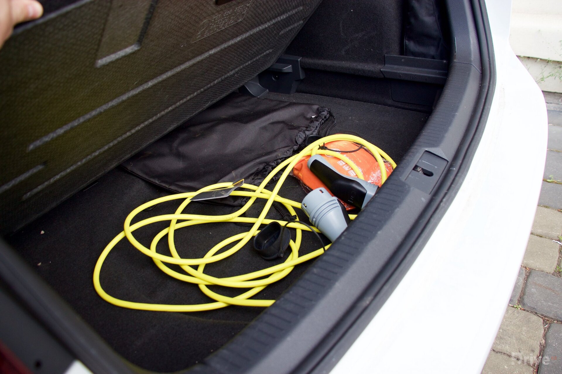 Volkswagen e-Golf (2015)