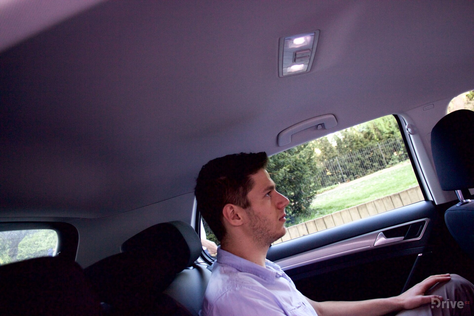 Volkswagen e-Golf (2015)