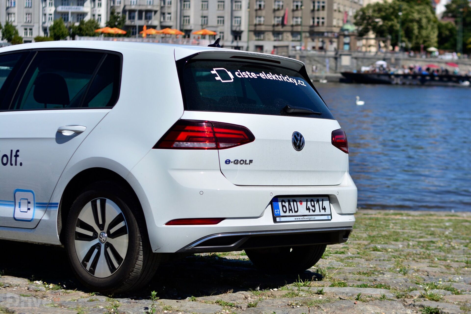 Volkswagen e-Golf (2017)