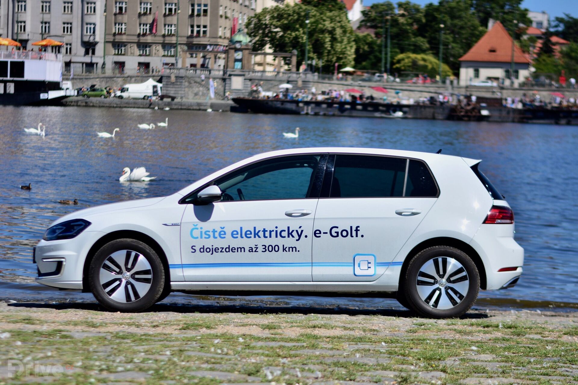 Volkswagen e-Golf (2017)