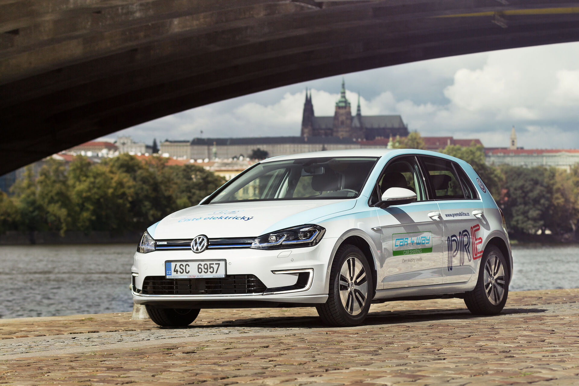 Volkswagen e-Golf (2017)