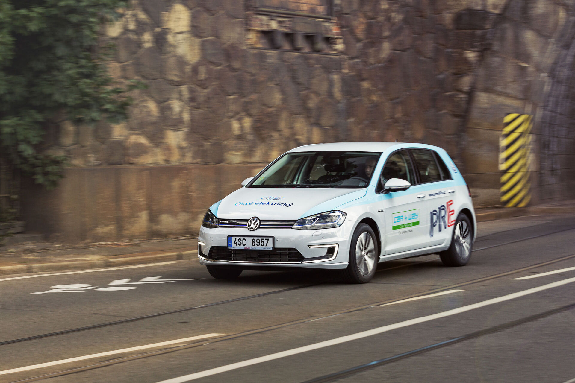 Volkswagen e-Golf (2017)