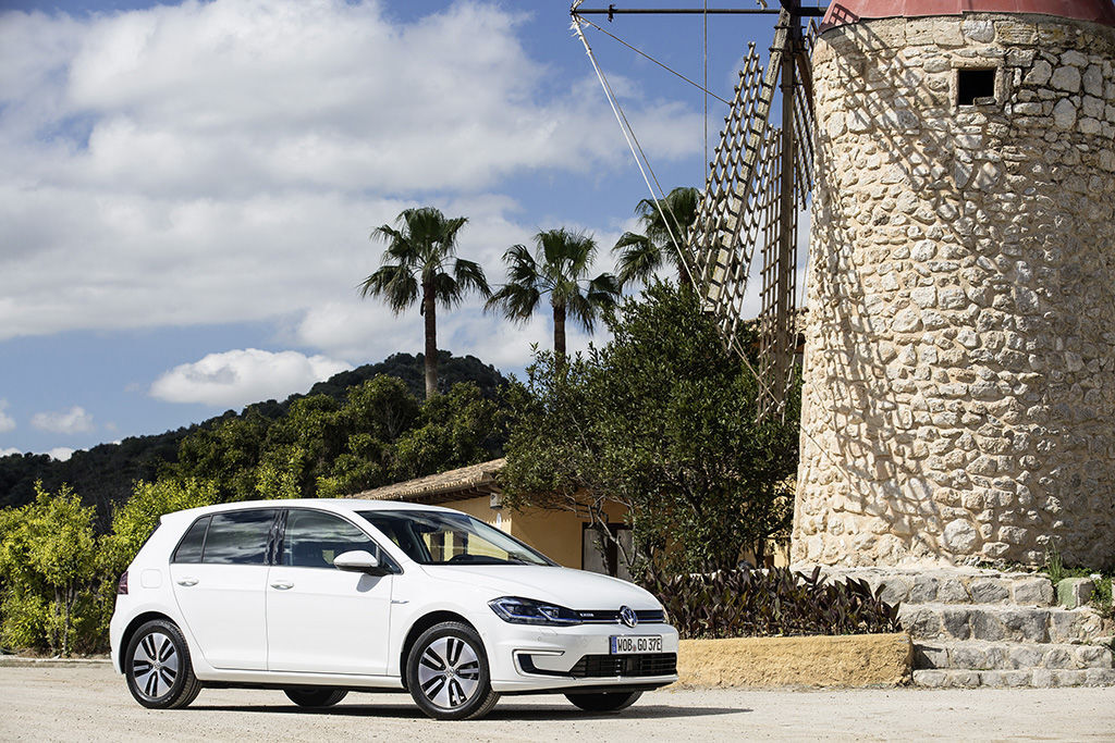 Volkswagen e-Golf (2017)