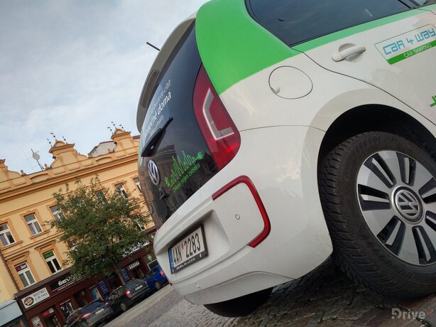 Volkswagen e-up! (2013)