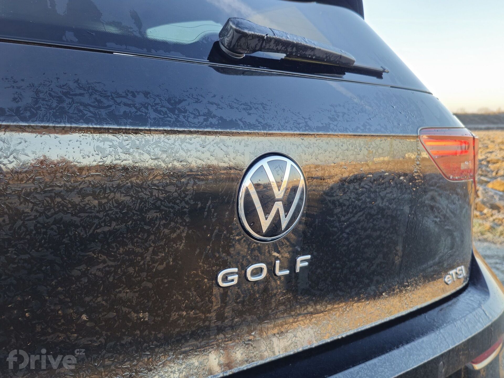 Volkswagen Golf 1.5 eTSI People (2026)