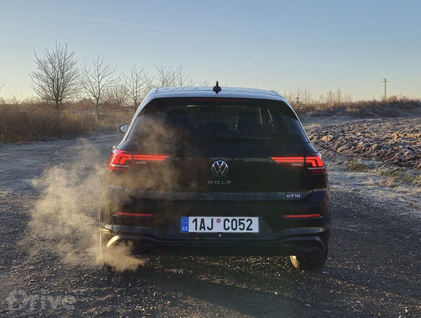 Volkswagen Golf 1.5 eTSI People (2026)