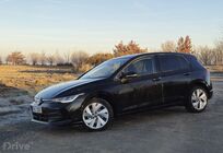 Volkswagen Golf 1.5 eTSI People (2026)