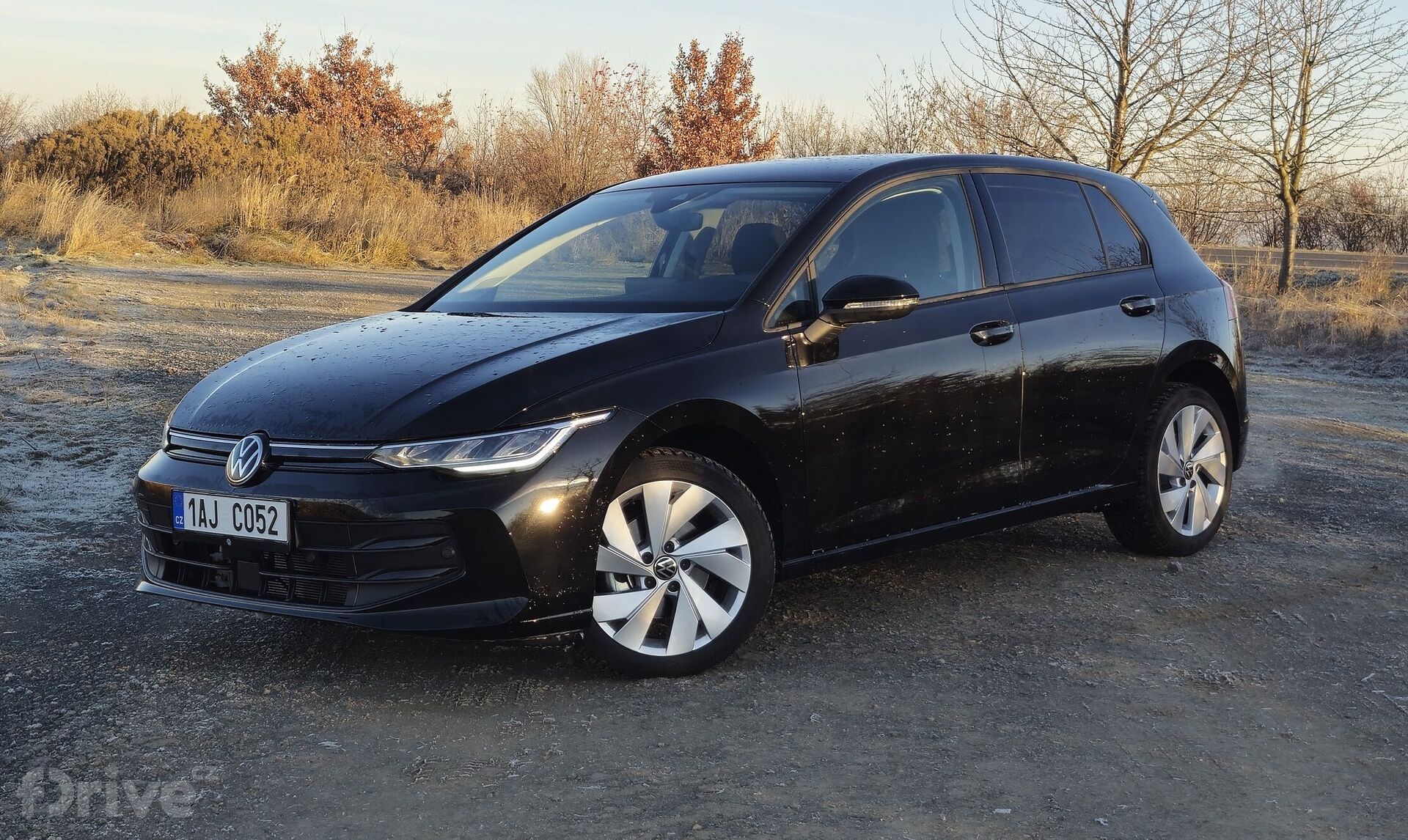 Volkswagen Golf 1.5 eTSI People (2026)