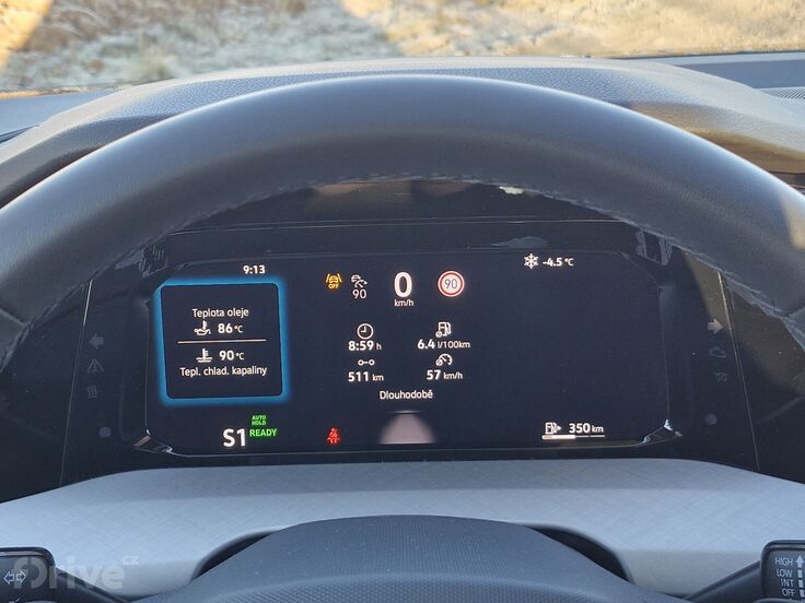 Volkswagen Golf 1.5 eTSI People (2026)