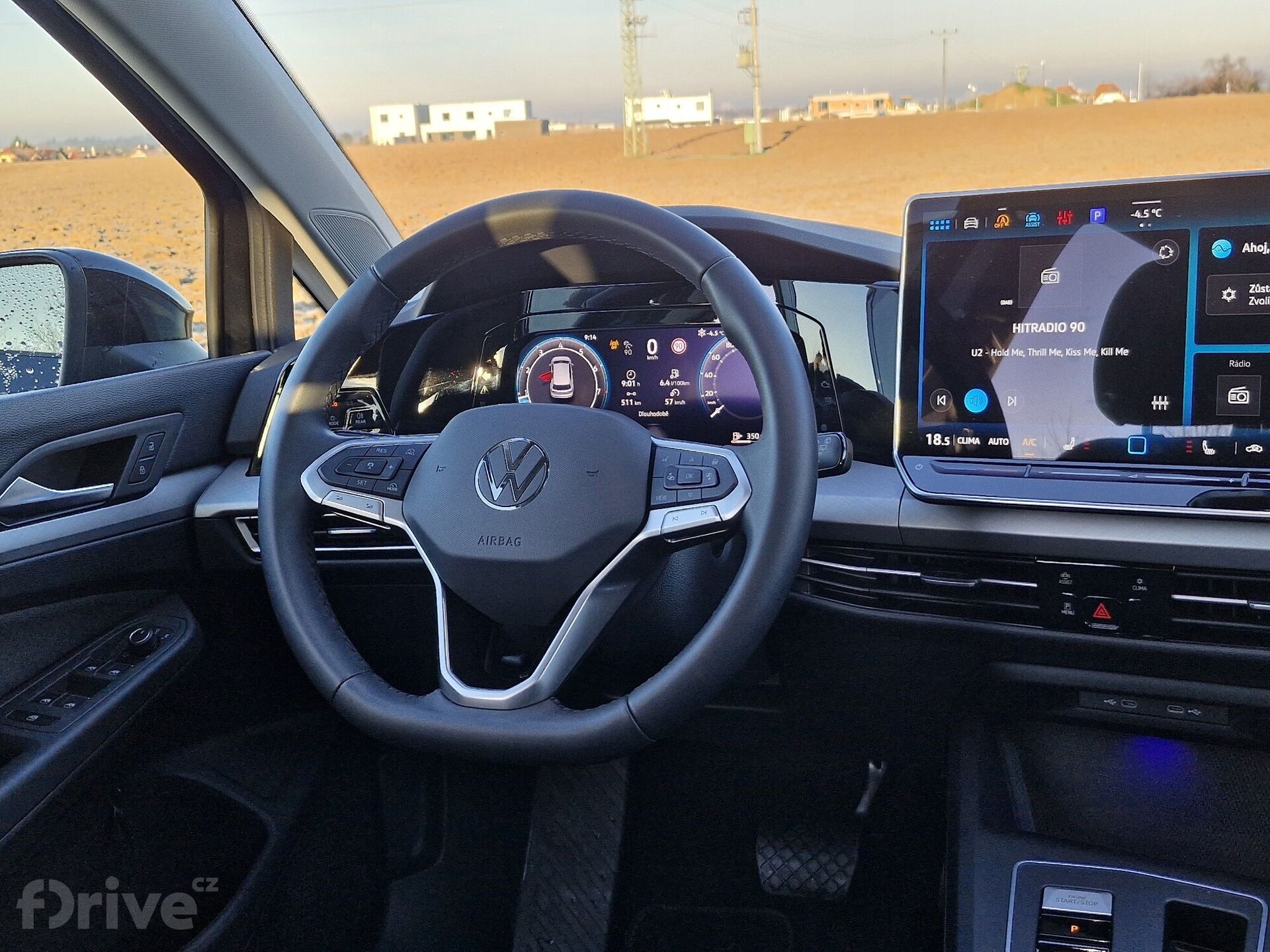 Volkswagen Golf 1.5 eTSI People (2026)