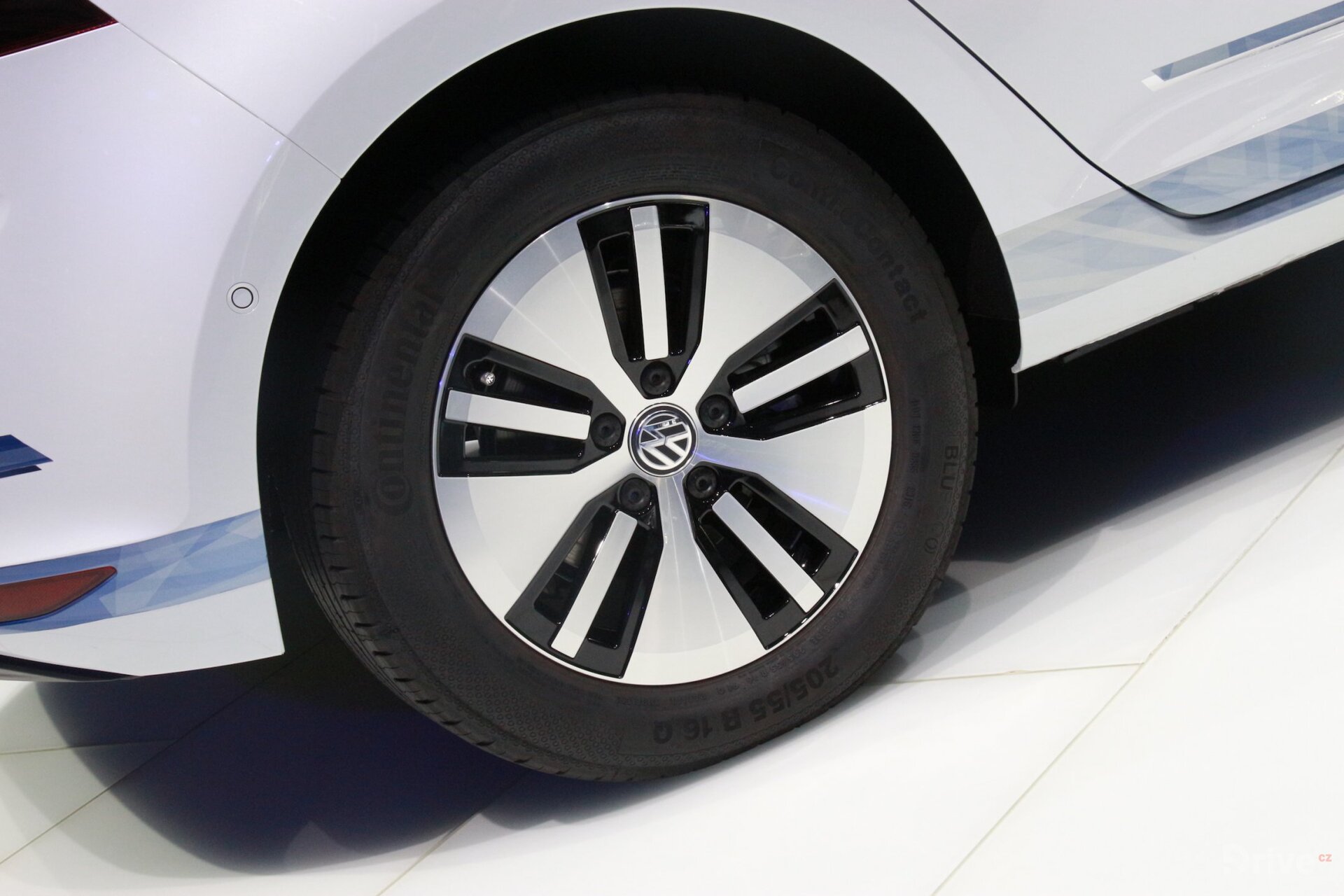 Volkswagen Golf (2016)