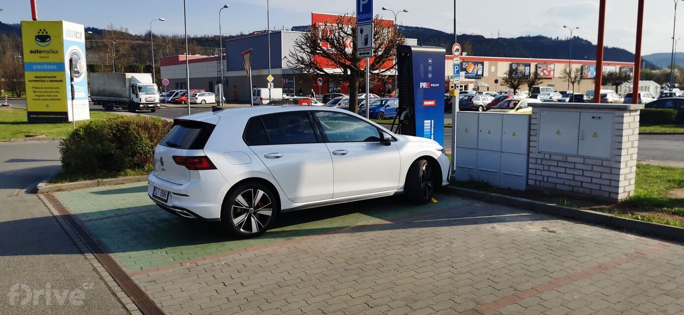 Volkswagen Golf (2020)