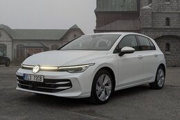 volkswagen-golf-2024
