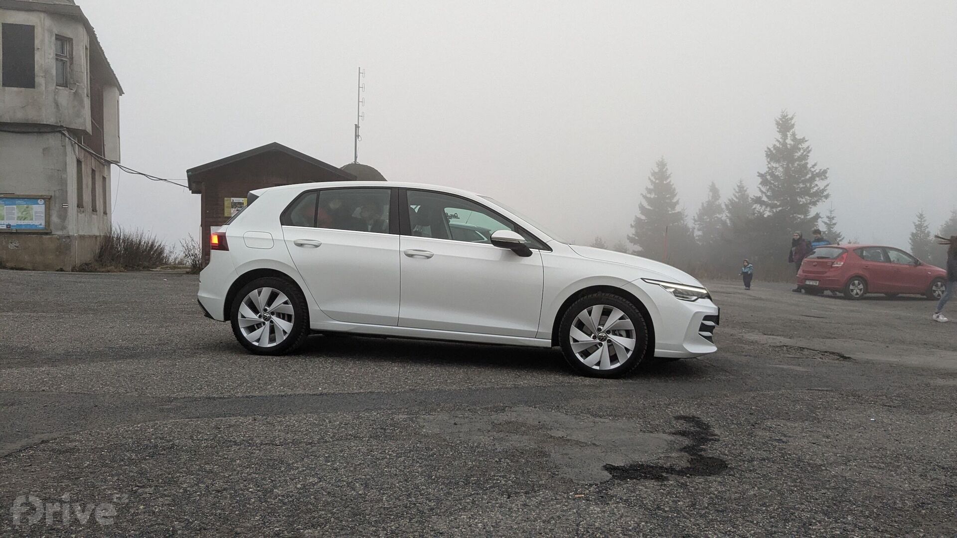 Volkswagen Golf eHybrid (2024)