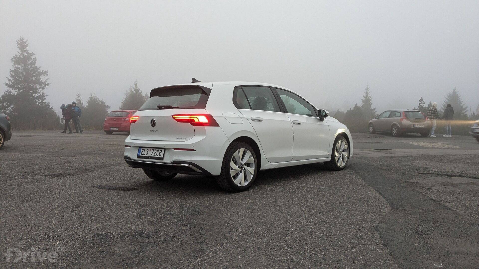 Volkswagen Golf eHybrid (2024)