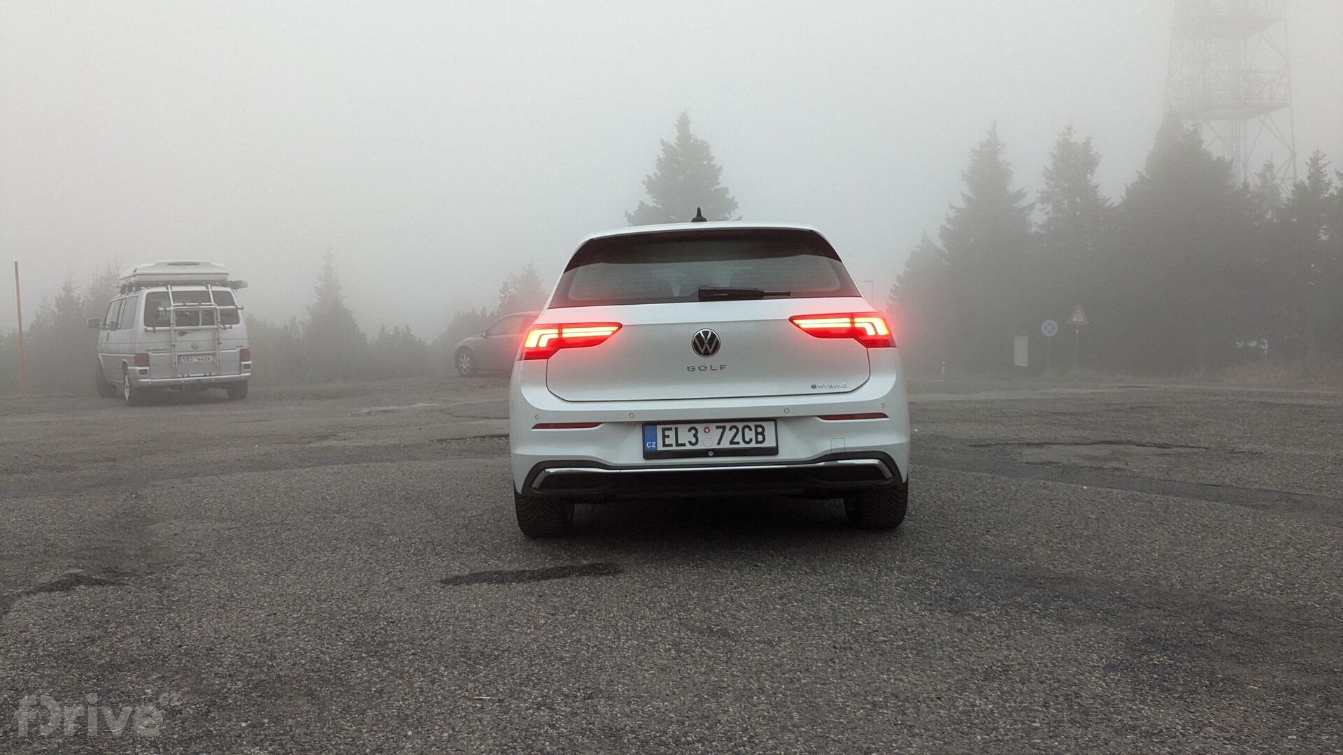 Volkswagen Golf eHybrid (2024)