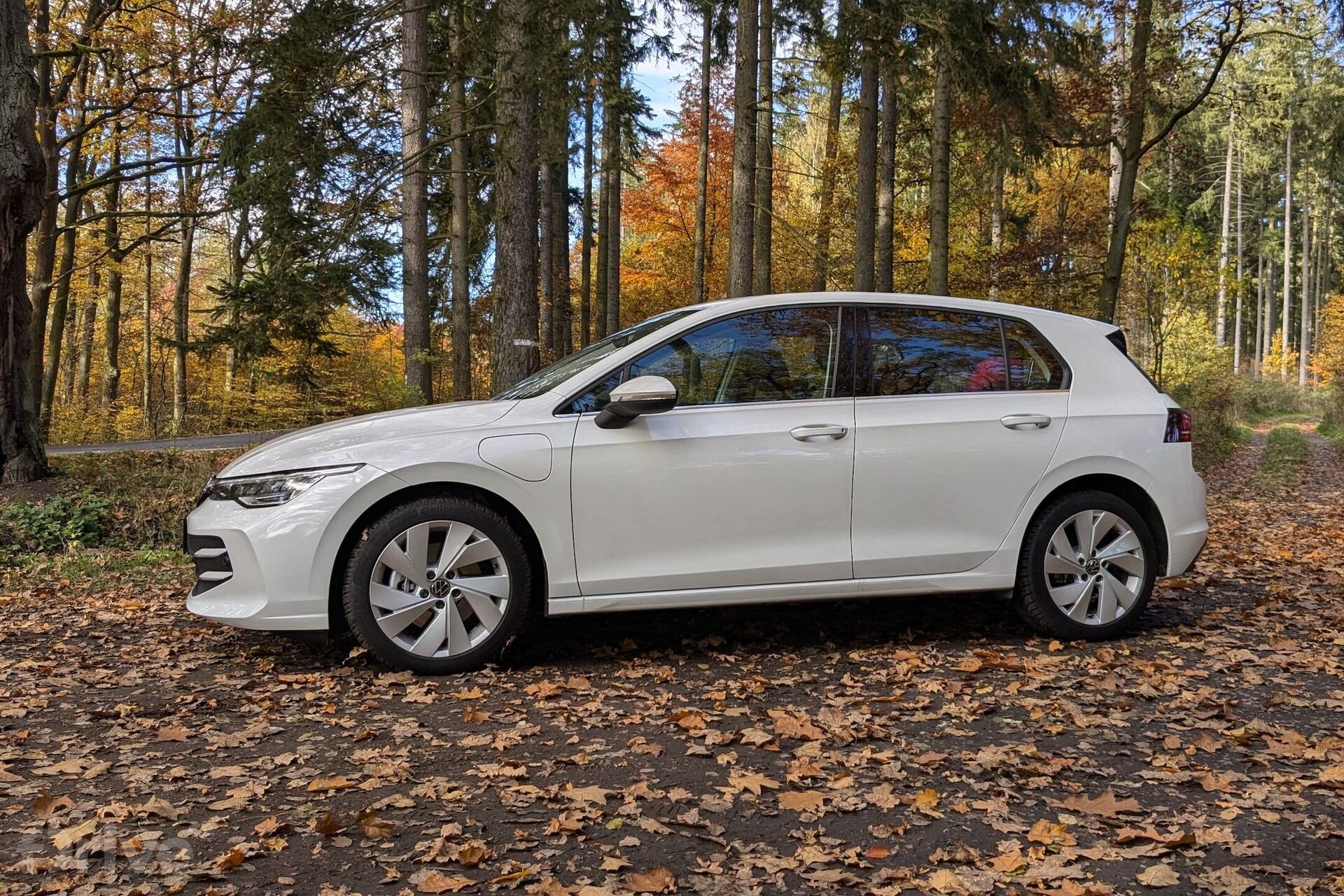 Volkswagen Golf eHybrid (2024)