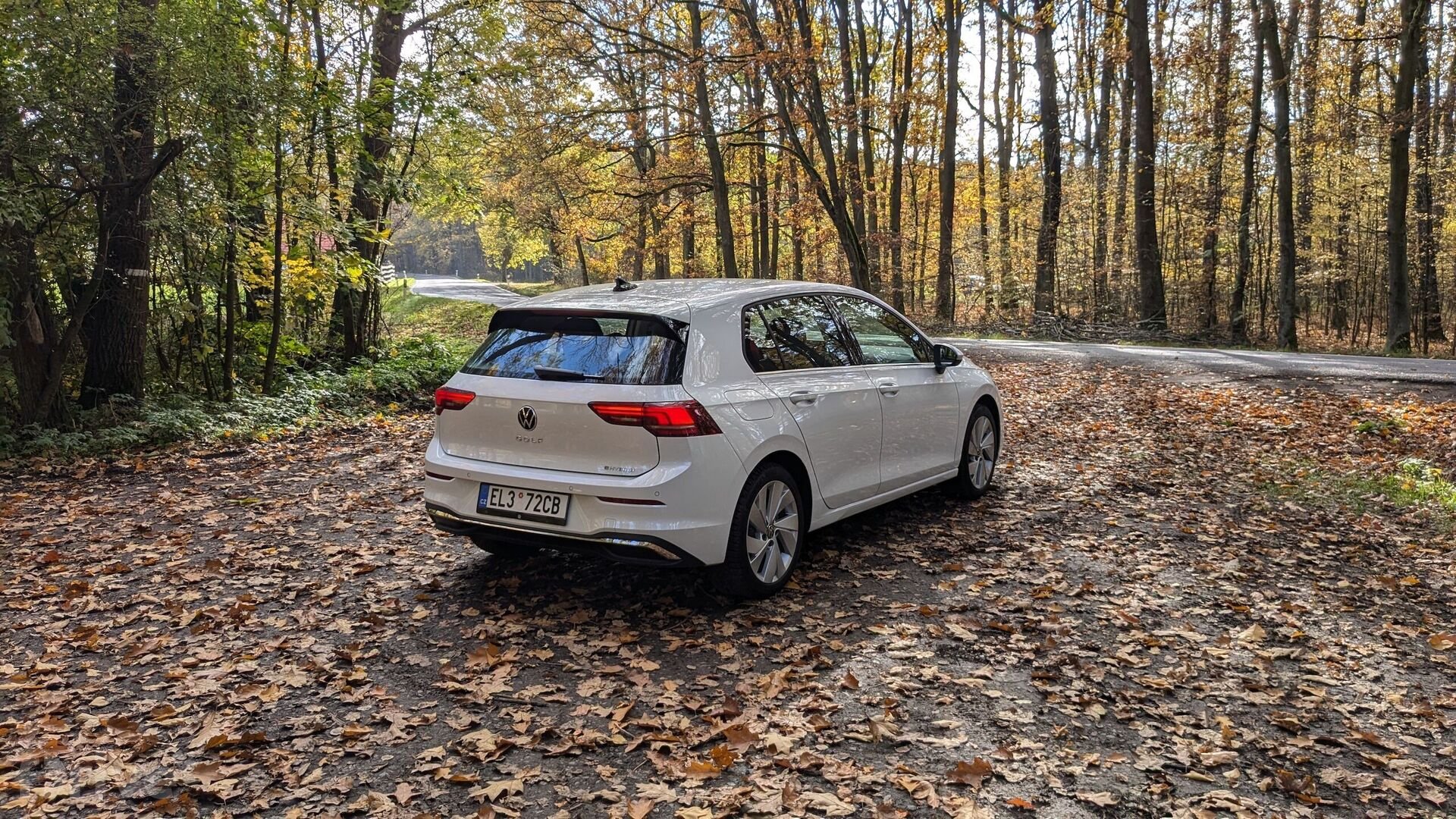 Volkswagen Golf eHybrid (2024)