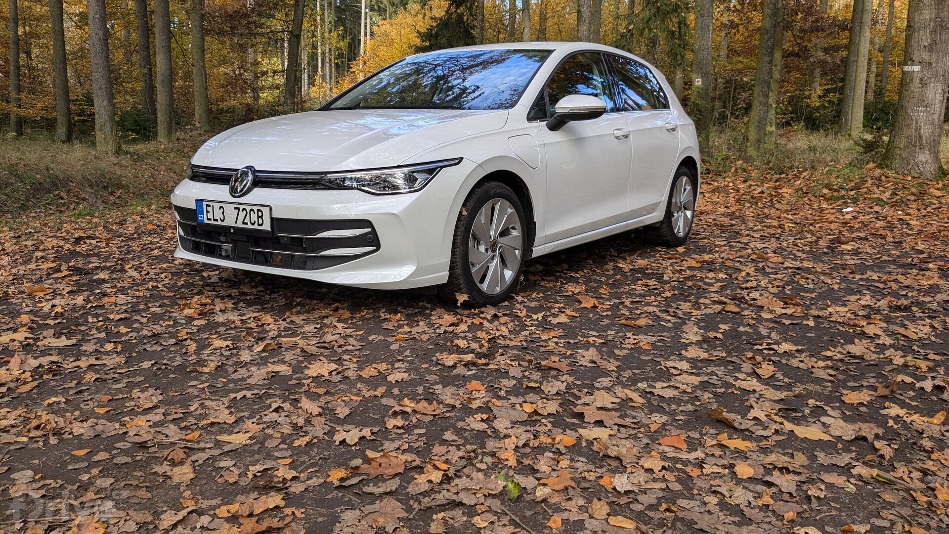 Volkswagen Golf eHybrid (2024)