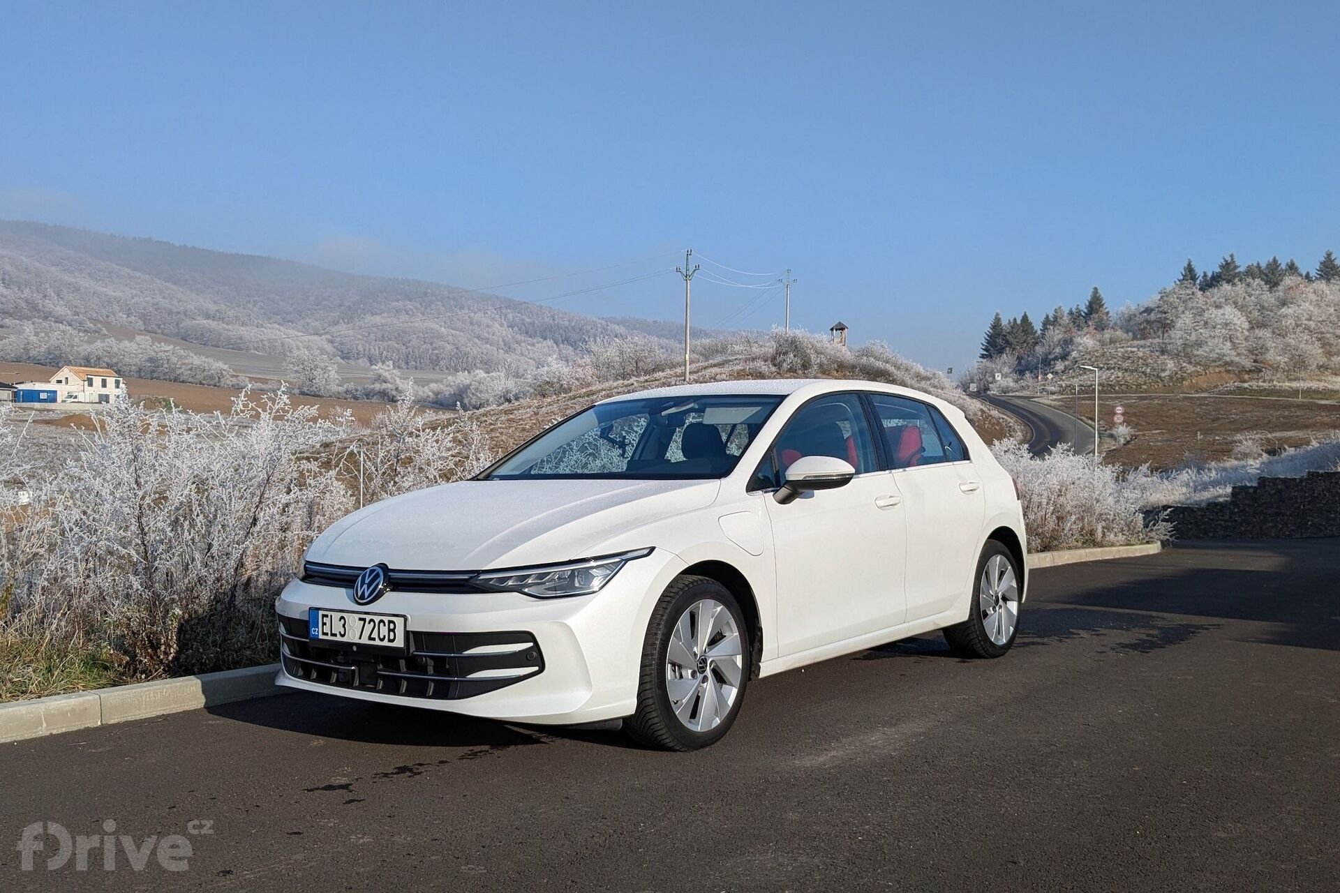 Volkswagen Golf eHybrid (2024)