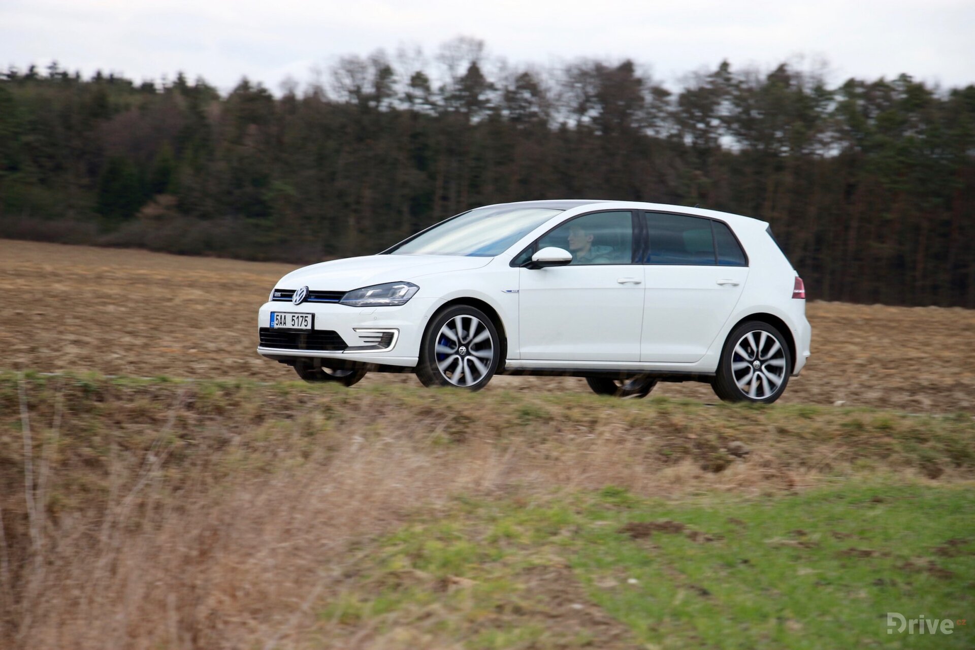 Volkswagen Golf GTE (2014)