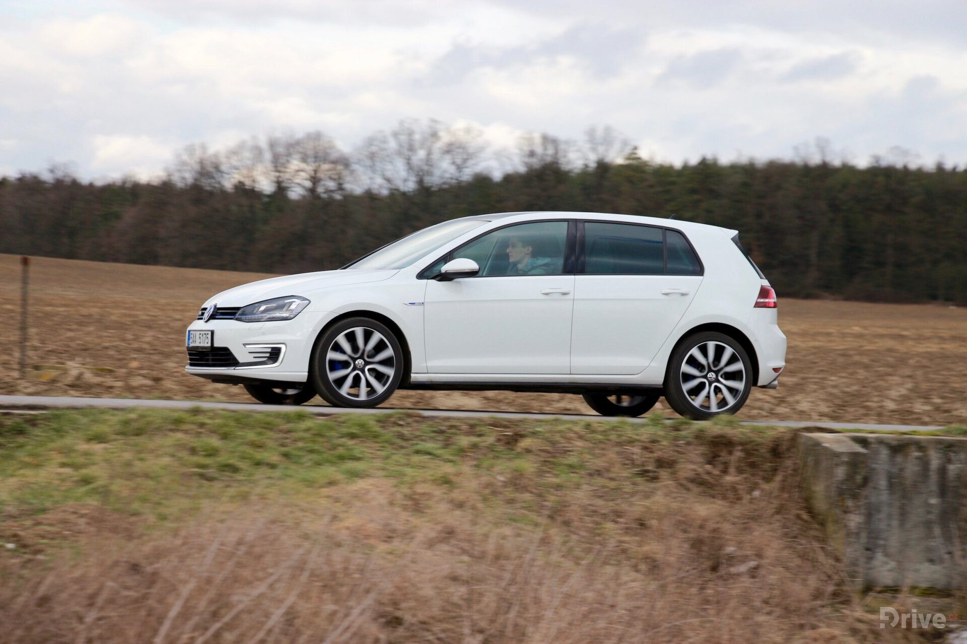 Volkswagen Golf GTE (2014)