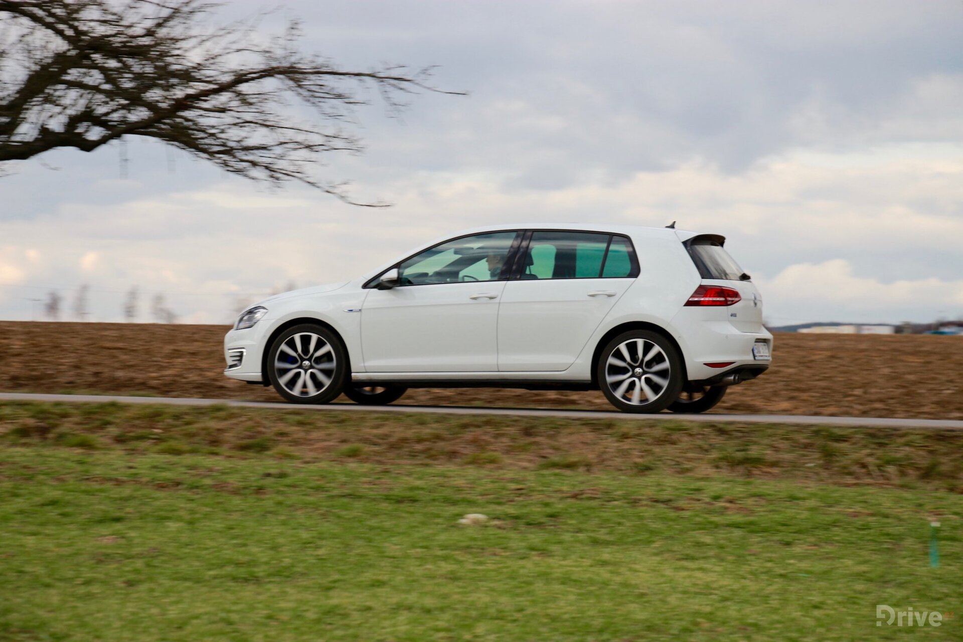 Volkswagen Golf GTE (2014)
