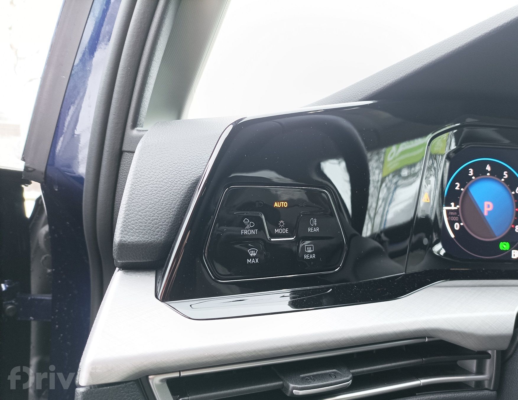 Volkswagen Golf VIII Life 1.0 eTSI DSG