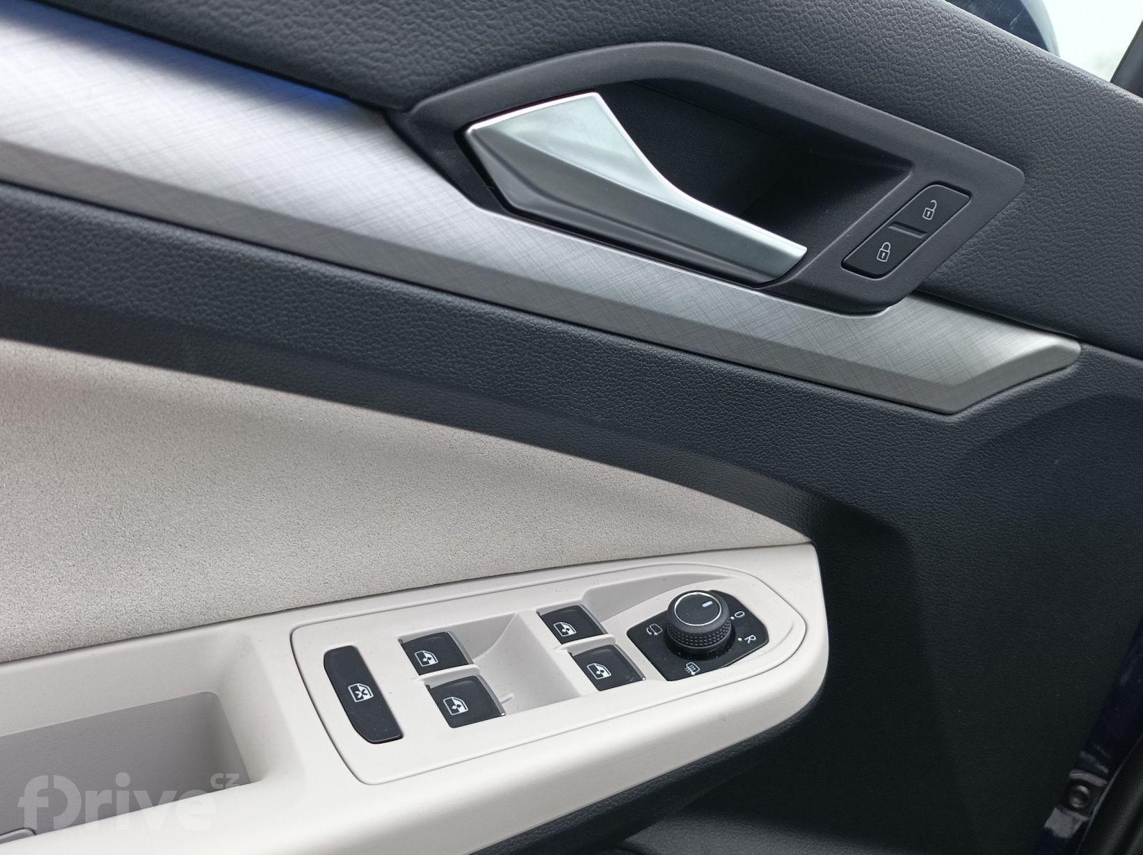 Volkswagen Golf VIII Life 1.0 eTSI DSG