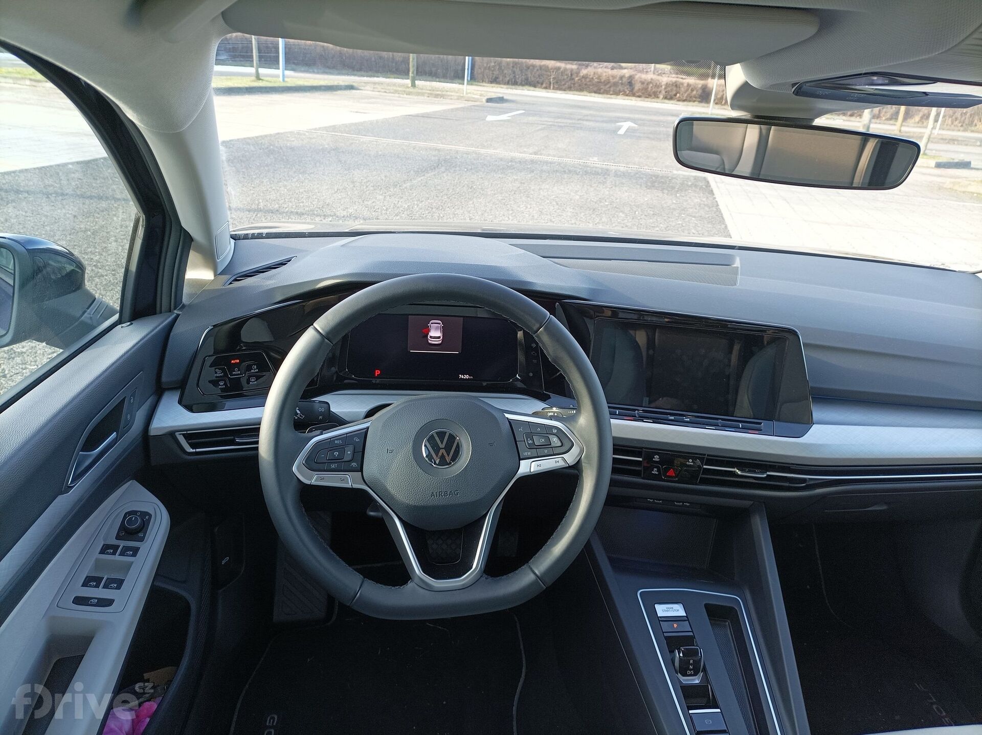 Volkswagen Golf VIII Life 1.0 eTSI DSG