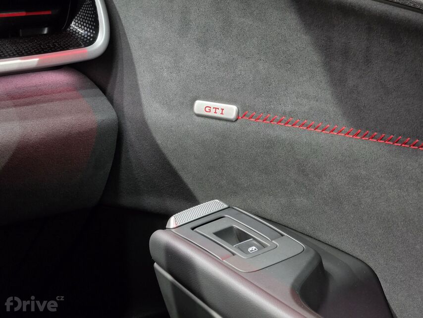 Volkswagen  ID. Polo (2026)