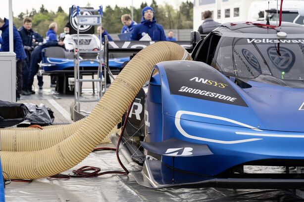 Volkswagen ID. R