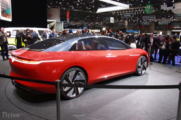 Volkswagen I.D. VIZZION