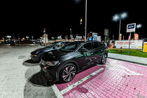 Volkswagen ID.4 - nabíjení u Shell