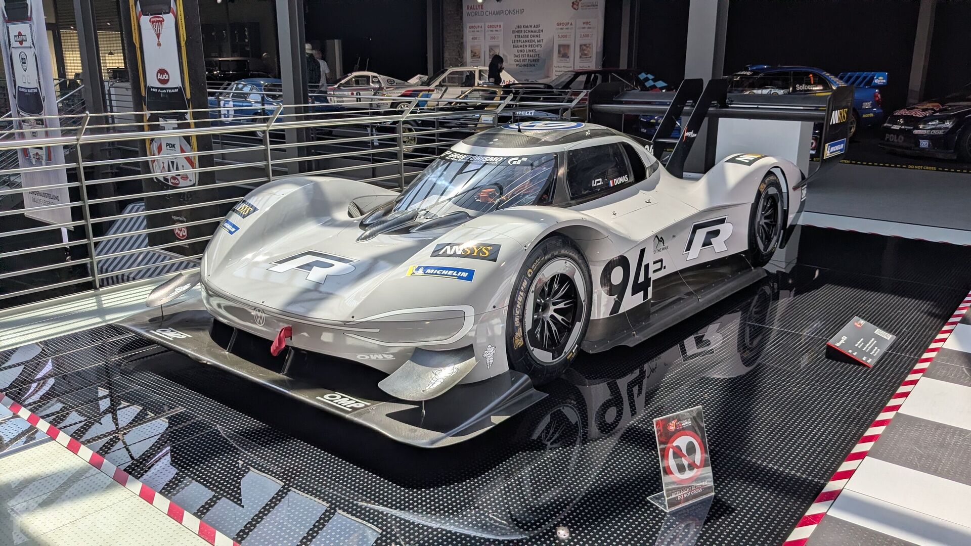 Volkswagen ID. R