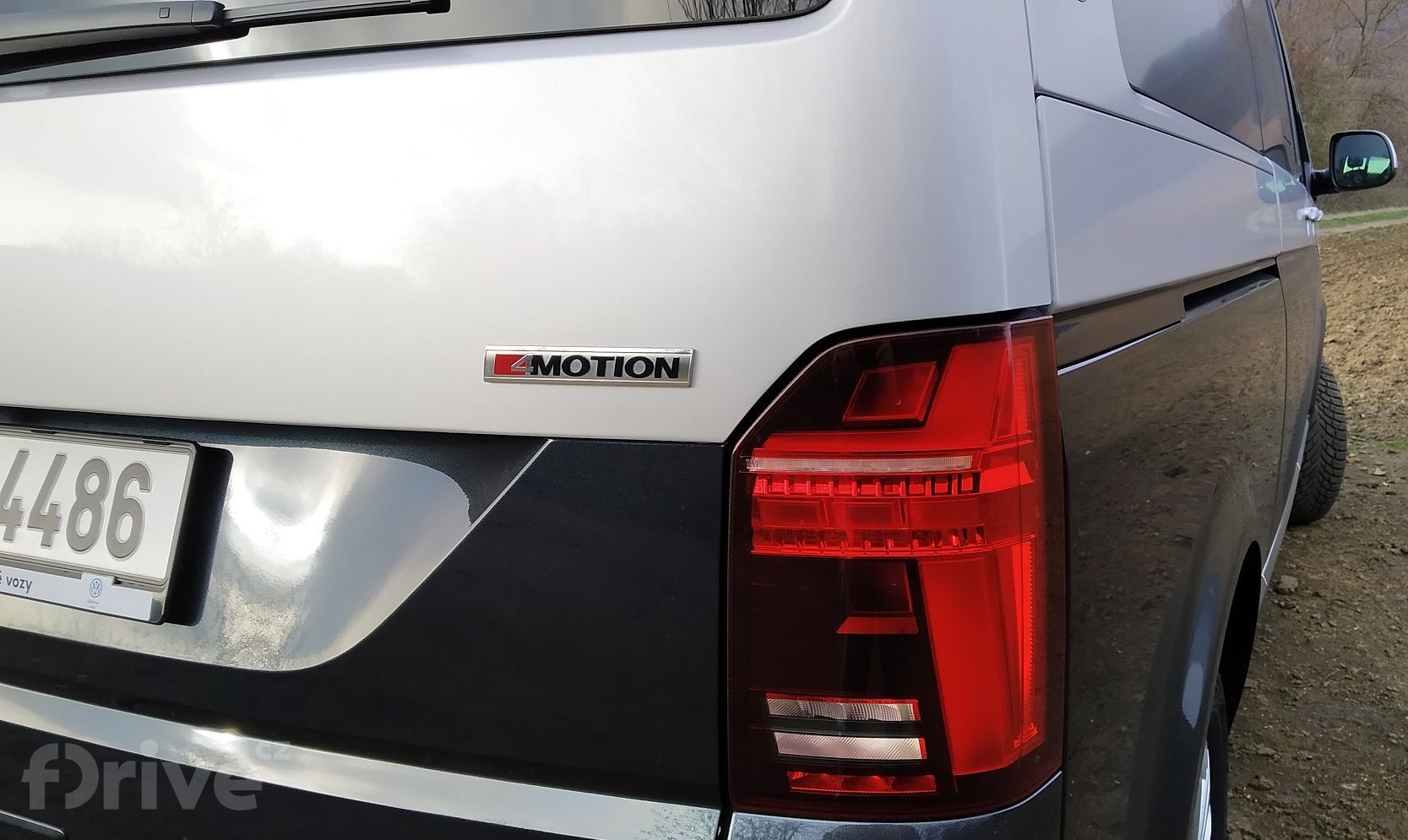 Volkswagen Multivan 6.1 2.0 TDI 4Motion