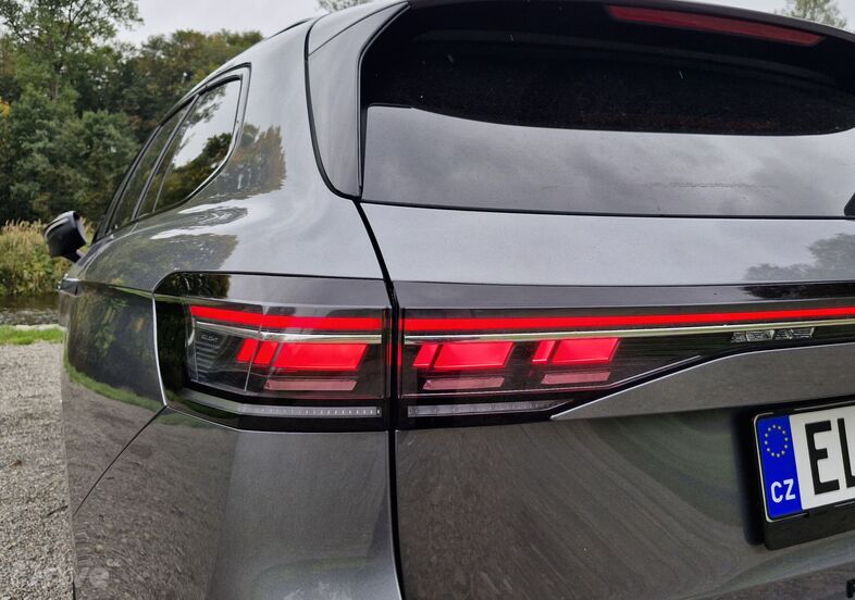 Volkswagen Passat (2024)