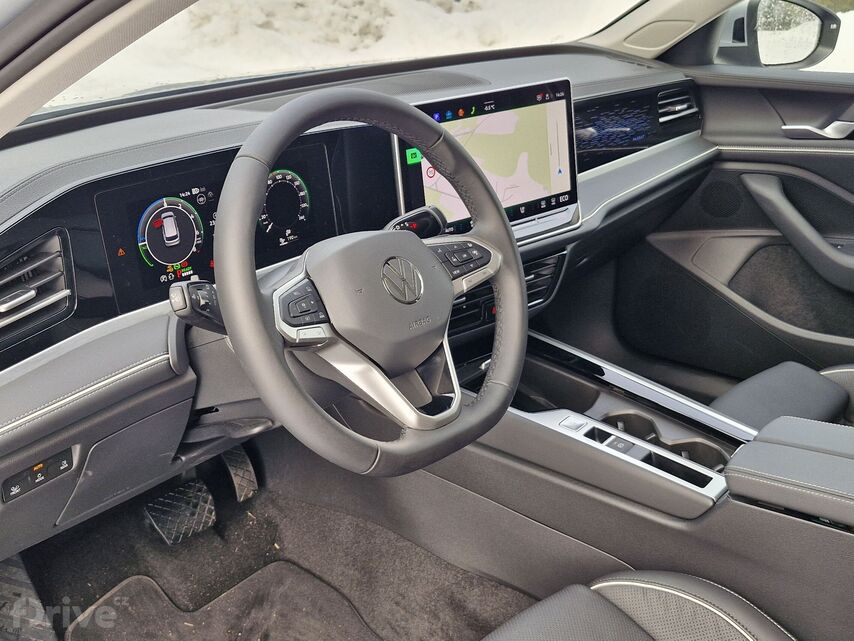 Volkswagen Passat (2024)