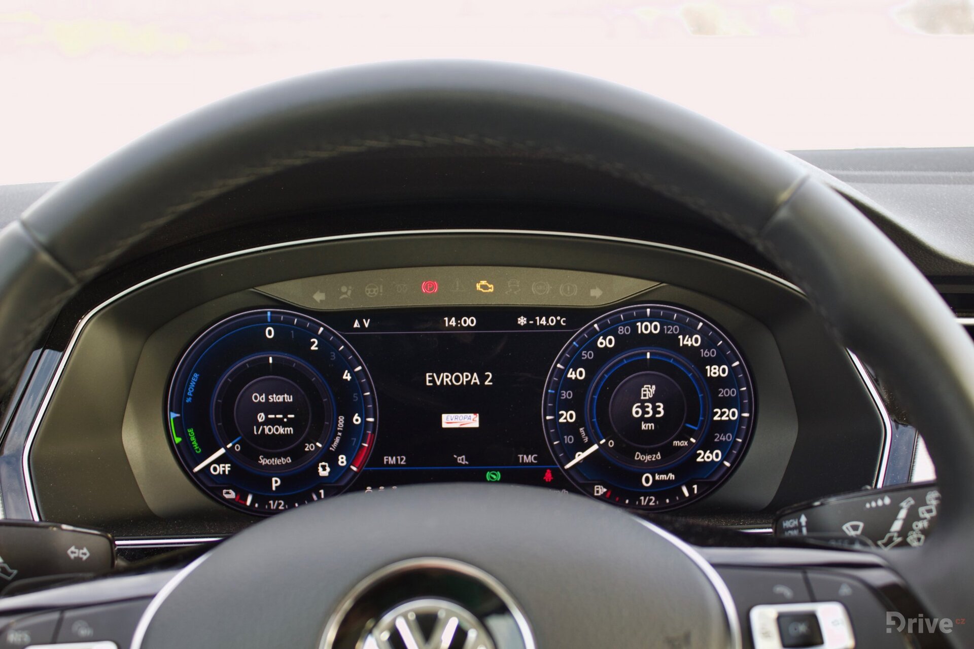 Volkswagen Passat GTE (2015)